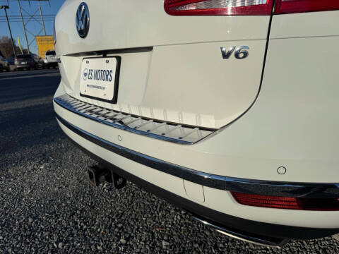 2017 Volkswagen Touareg V6 Executive