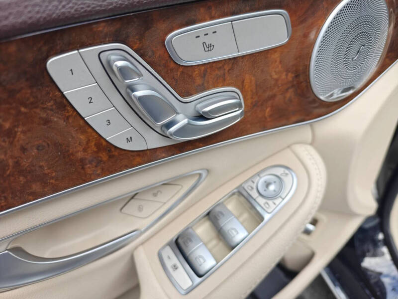 2017 Mercedes-Benz C-Class