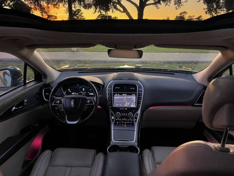 2019 Lincoln Nautilus Reserve