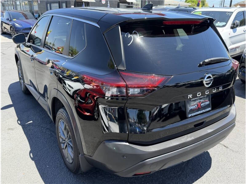 2021 Nissan Rogue S