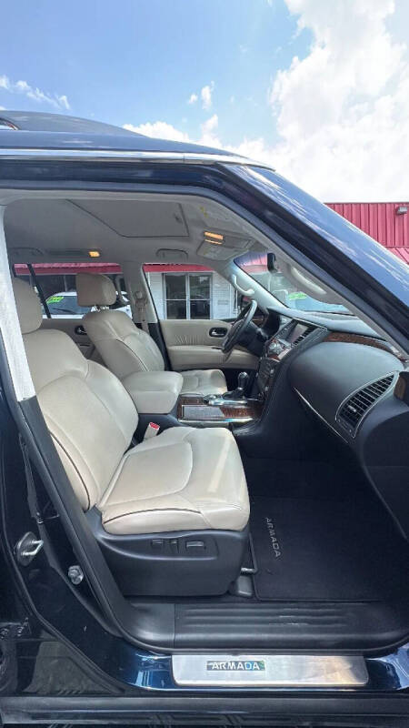 2017 Nissan Armada Platinum