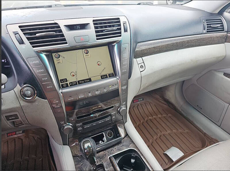 2007 Lexus LS 460