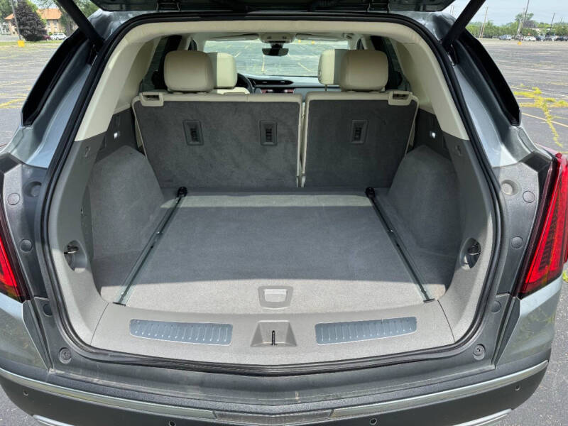 2023 Cadillac XT5 Premium Luxury