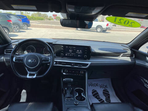 2021 Kia K5 GT-Line