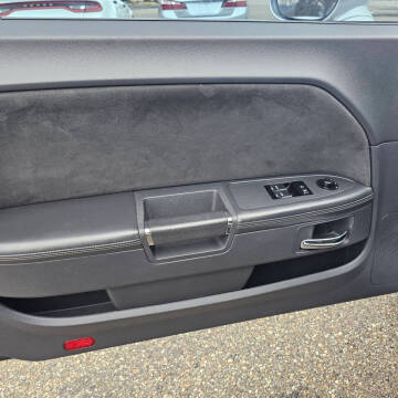 2009 Dodge Challenger SRT8