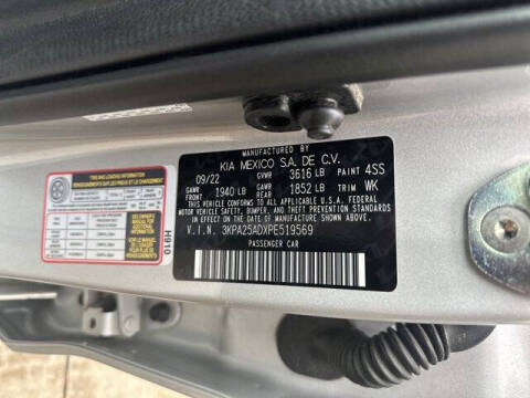2023 Kia Rio 5-Door S