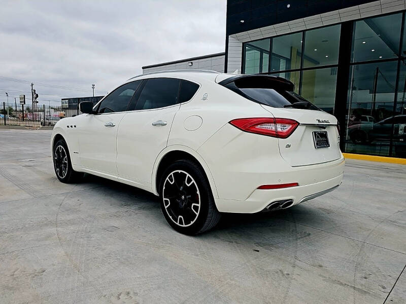 2018 Maserati Levante GranLusso