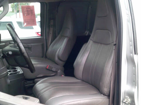 2017 Chevrolet Express 2500