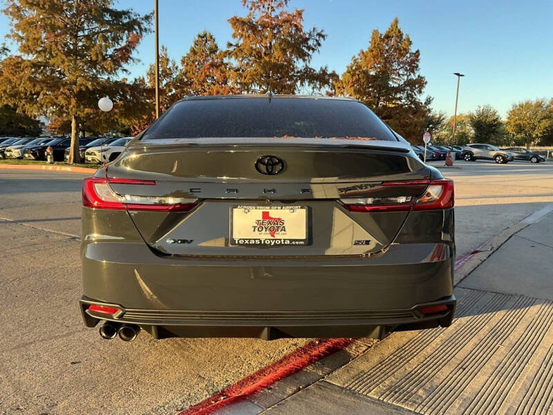 2026 Toyota Camry SE