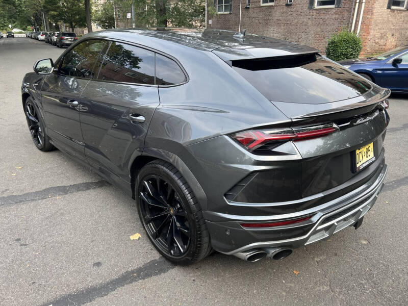 2019 Lamborghini Urus