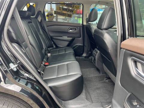 2021 Nissan Rogue SV