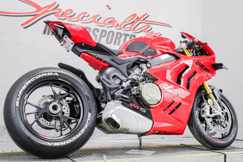 2023 Ducati Panigale V4 S