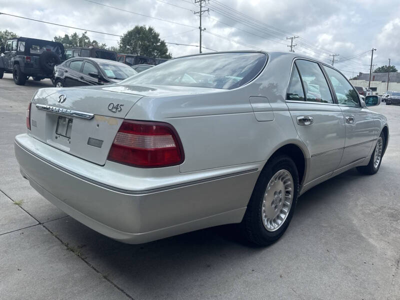 1999 Infiniti Q45