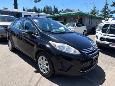 2013 Ford Fiesta SE