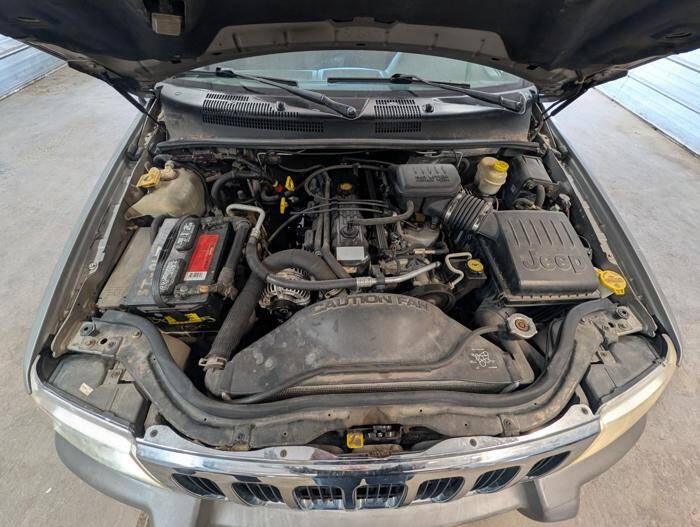 2000 Jeep Grand Cherokee Laredo