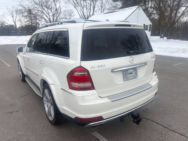 2011 Mercedes-Benz GL-Class GL 550 4MATIC