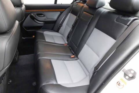 2001 BMW M5