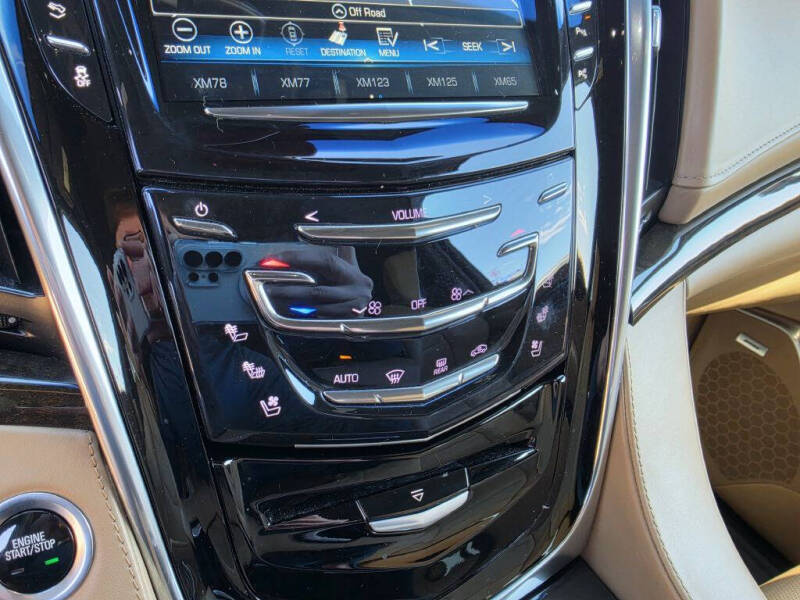 2019 Cadillac Escalade Platinum