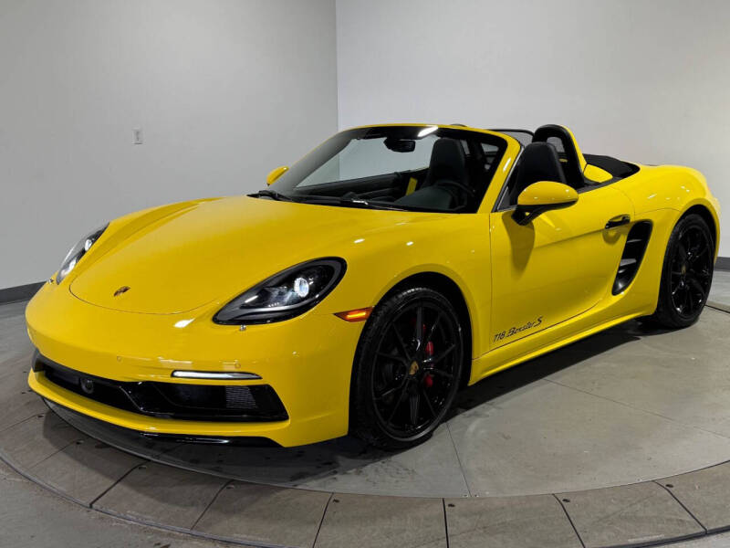 2025 Porsche 718 Boxster S