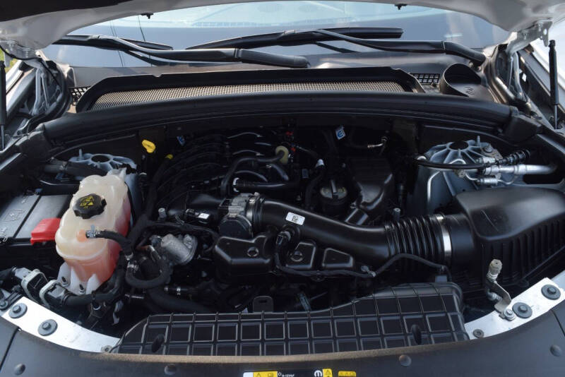 2023 Jeep Grand Cherokee L Laredo