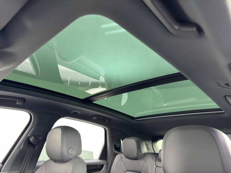 2022 Porsche Cayenne Platinum Edition