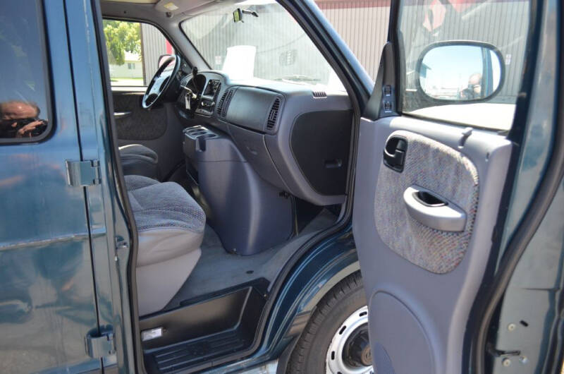 1998 Dodge Ram Van