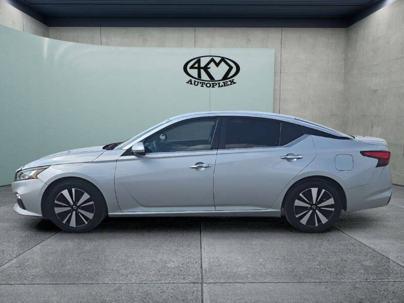 2021 Nissan Altima 2.5 SV