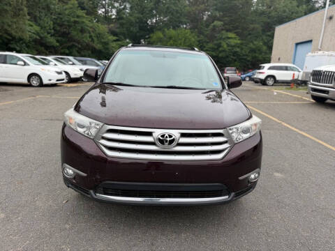 2011 Toyota Highlander SE