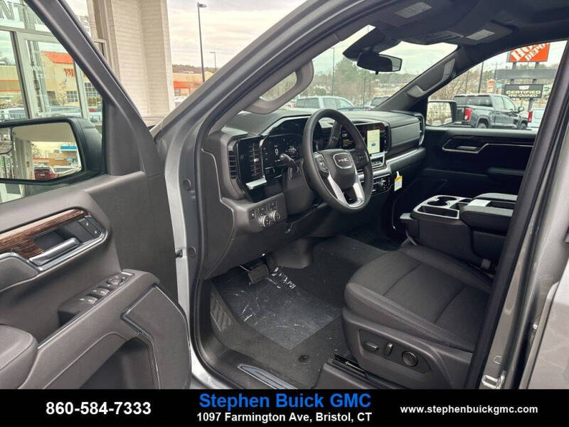 2026 GMC Sierra 1500 Elevation Standard