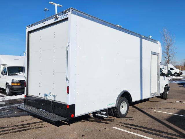 2025 Chevrolet Express 4500