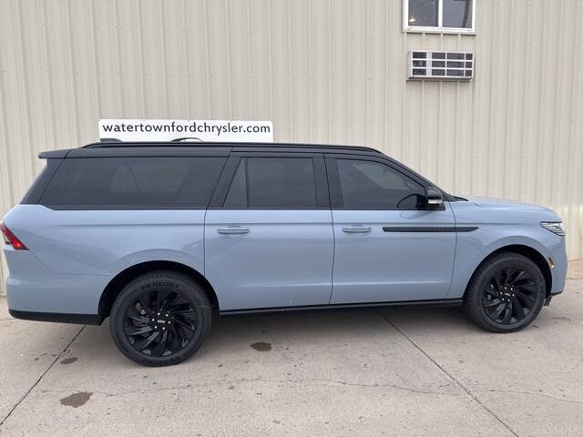 2025 Lincoln Navigator L Reserve