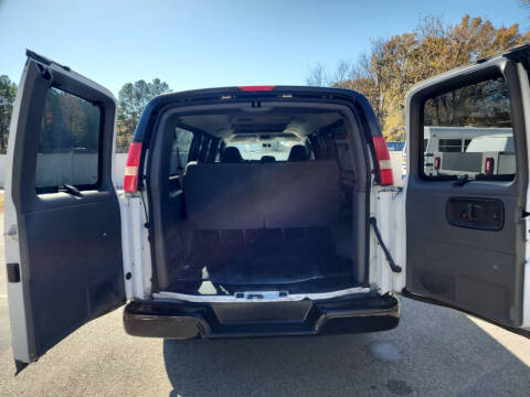 2009 Chevrolet Express LS 3500