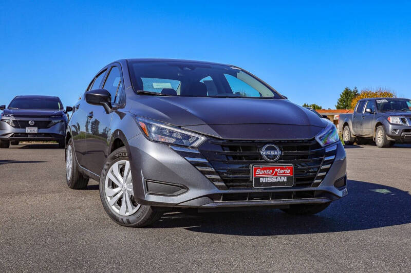 2025 Nissan Versa Sedan S's photo