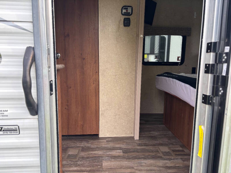 2017 Gulfstream Conquest SE 20QBG