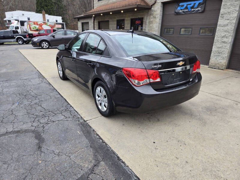 2014 Chevrolet Cruze LS photo 6