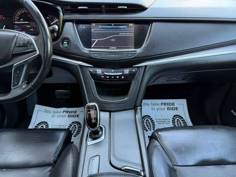 2017 Cadillac XT5 Luxury