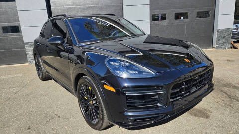2022 Porsche Cayenne Turbo S E-Hybrid