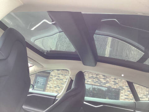 2013 Tesla Model S