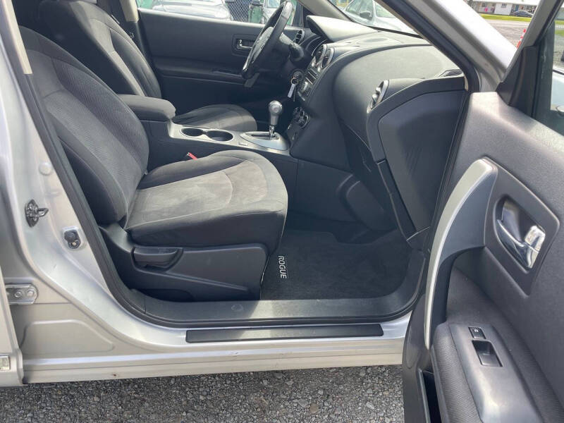 2012 Nissan Rogue S