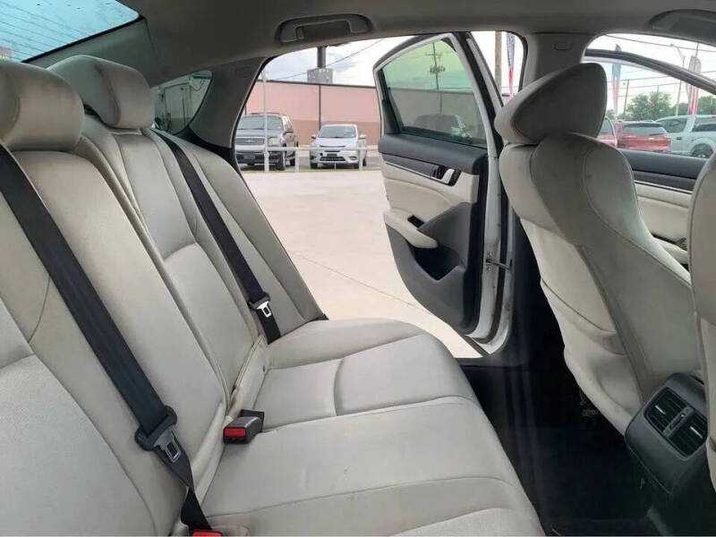 2019 Honda Accord EX