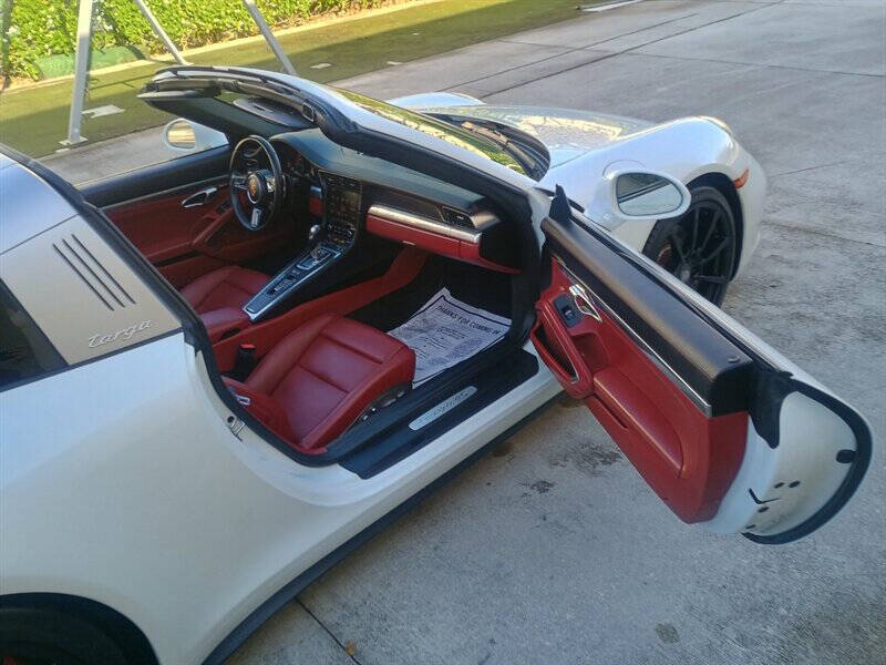 2018 Porsche 911 76