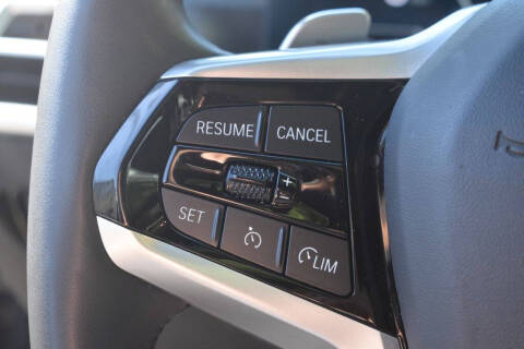 2025 BMW 3 Series 330i