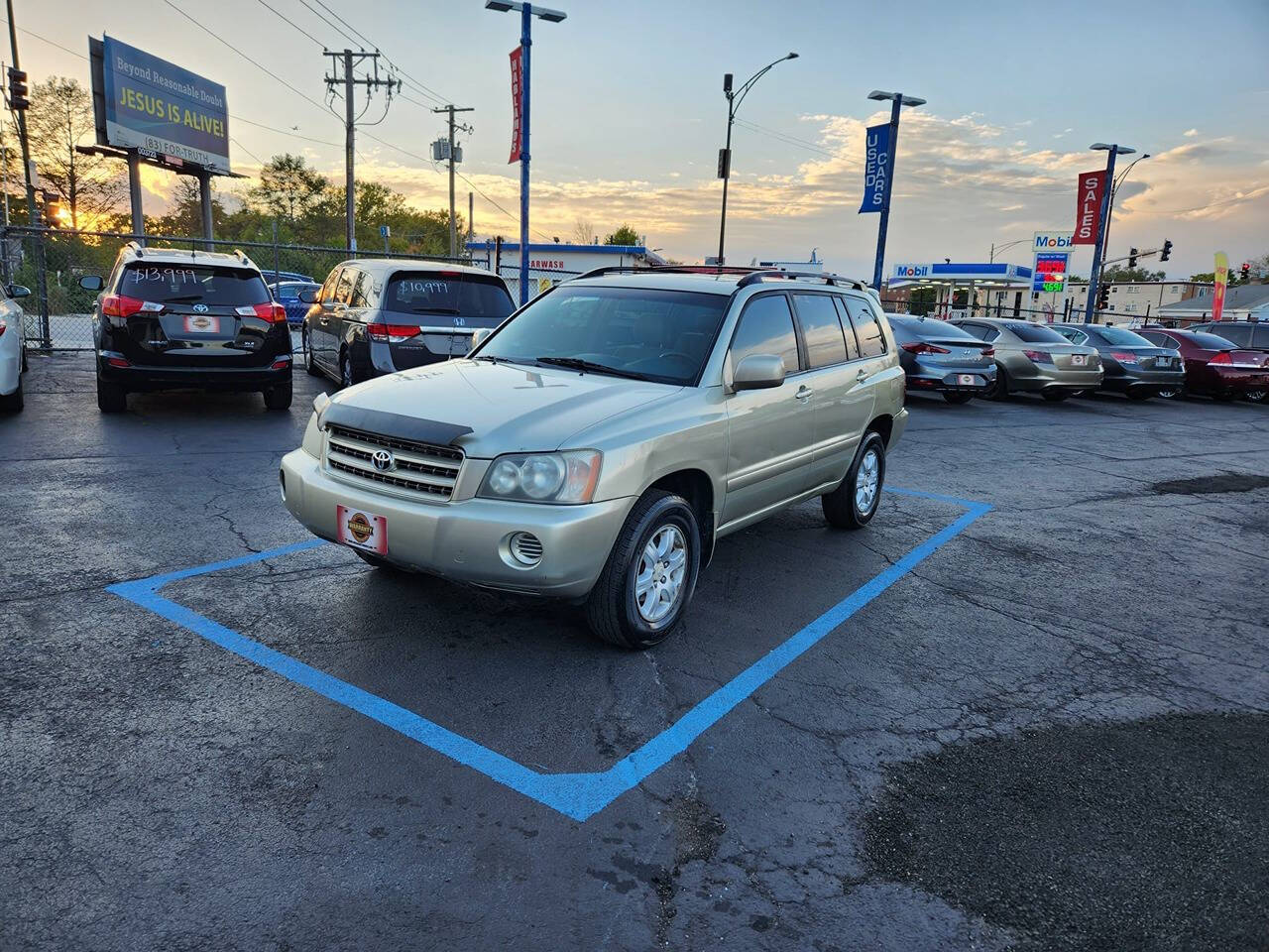 2003 Toyota Highlander for sale at Chicago Auto House in Chicago, IL