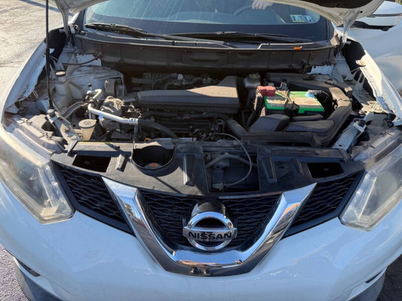 2016 Nissan Rogue SV