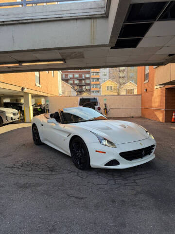 2016 Ferrari California T