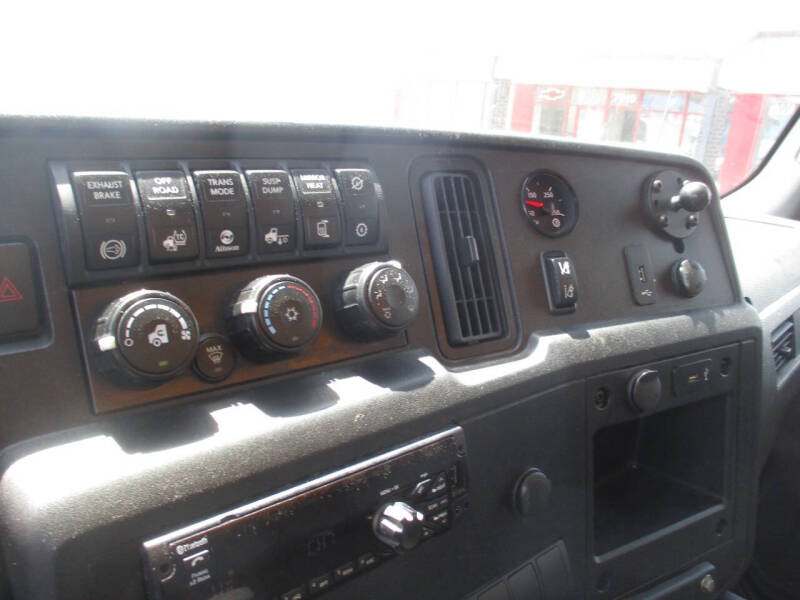 2021 International MV607