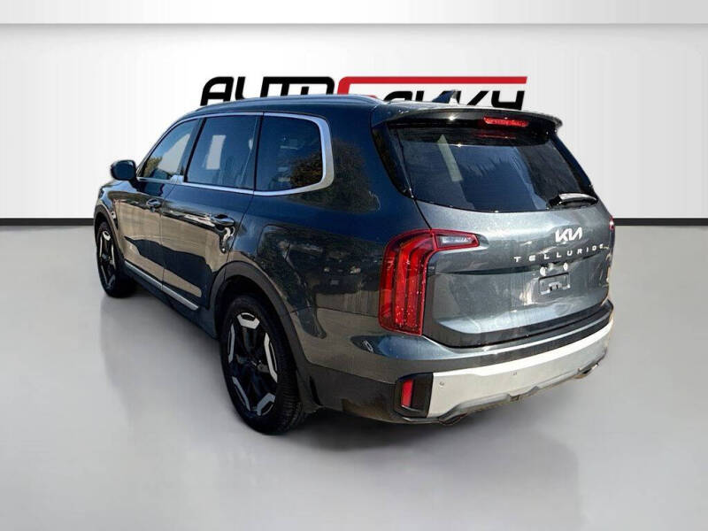 2023 Kia Telluride S