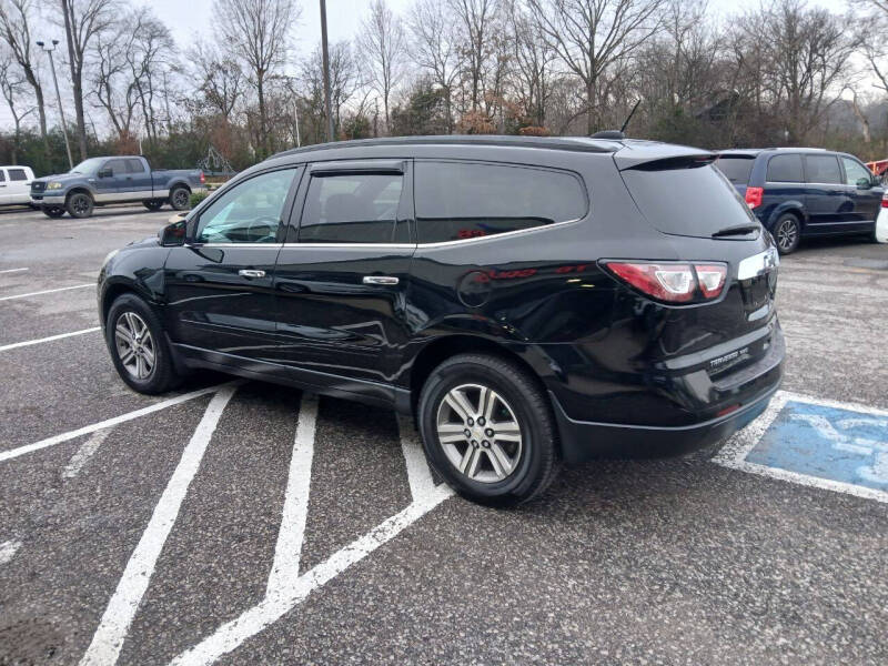 2017 Chevrolet Traverse LT