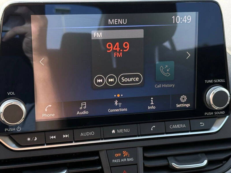 2025 Nissan Altima 2.5 SR