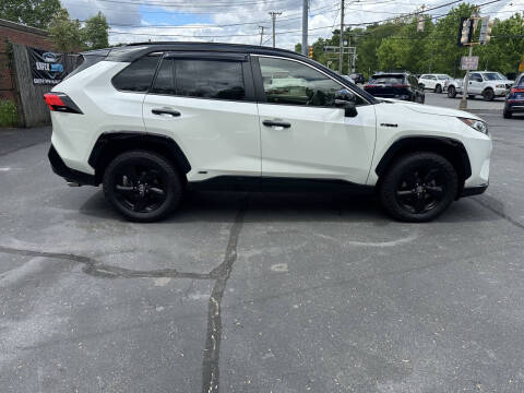 2020 Toyota RAV4 Hybrid XSE